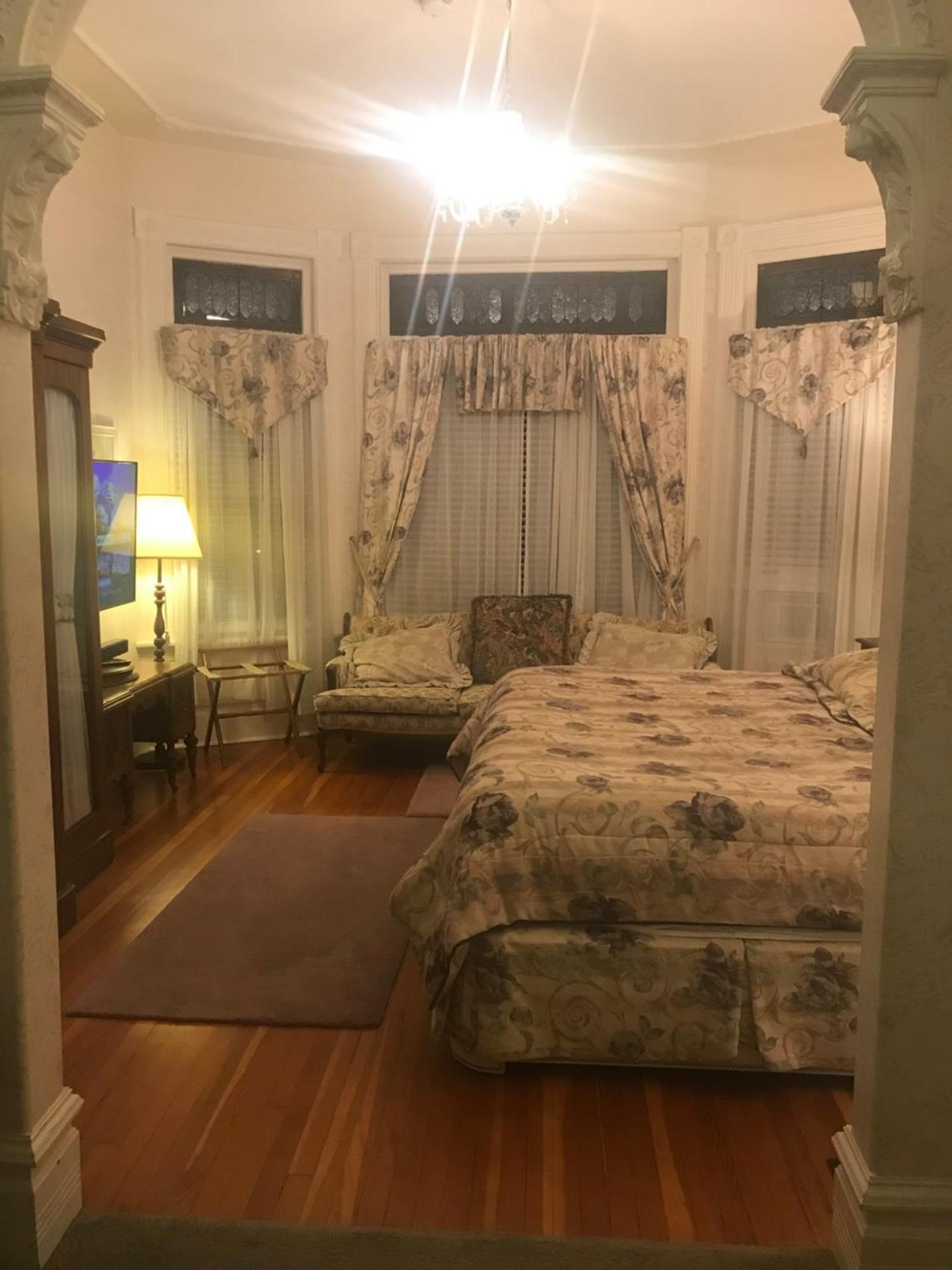 Haterleigh Heritage Inn Victoria Eksteriør billede