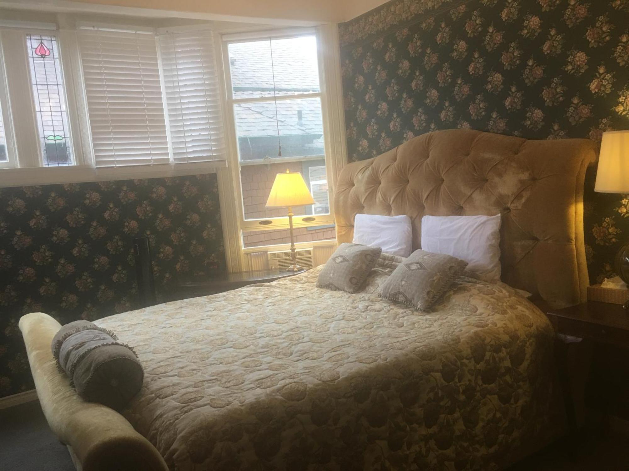 Haterleigh Heritage Inn Victoria Eksteriør billede